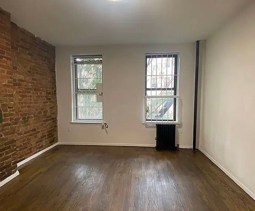1st image of 273 E 10th St #9
