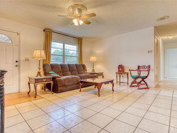 3rd image of 2406 Rose Blvd