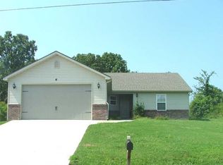 6 Rillington Ln, Bella Vista, AR 72714