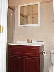 Rented by R New York