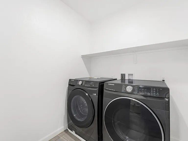 779 Omaggio Pl — Photo 21