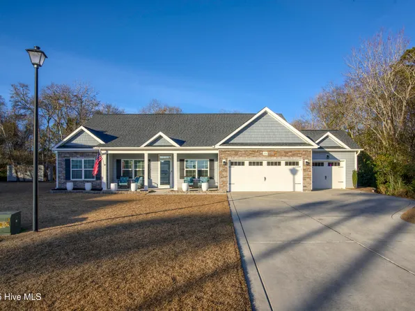 636 Prospect Way, Sneads Ferry, NC 28460