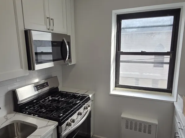 165 Vroom Street image 7 of 14