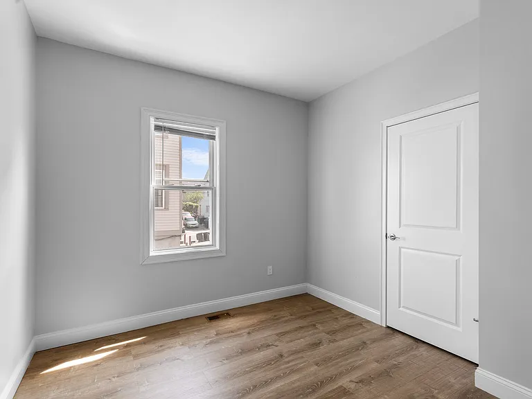 14 Trenton St #STREET1 — Photo 11