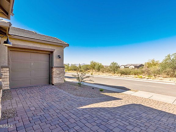 2nd image of 10960 N Bobcat Canyon Pl