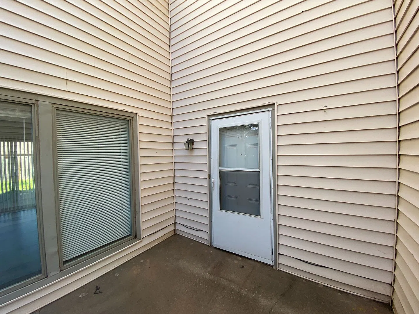 3 Bed 2.5 Bath Duplex Available in Oklahoma City — Photo 2
