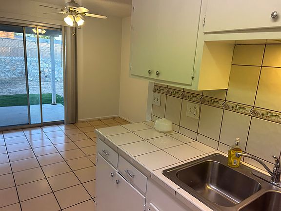 4th image of 8308 Mettler Dr