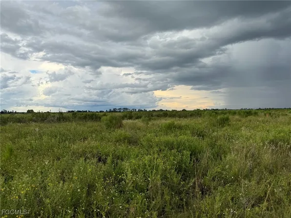 6580 6th Rd, Labelle, FL 33935