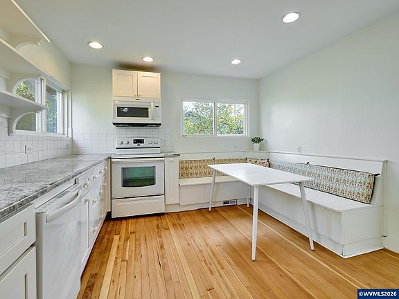 5th image of 112 NW 3rd Ave