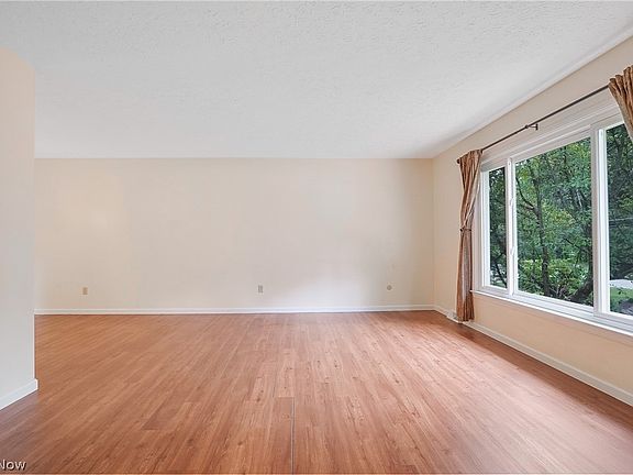 5th image of 1549 Hibbard Dr