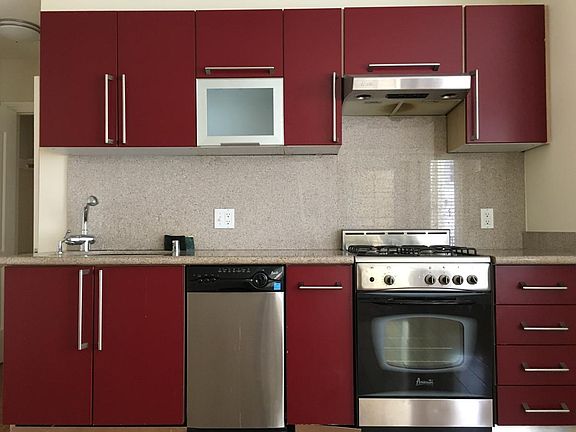 5th image of 168 Hyde St APT 407