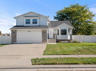 9643 S 3065 W, South Jordan, UT 84095