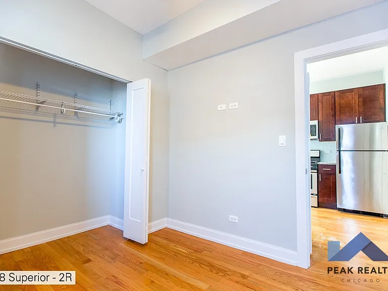 2558 W. Superior St. — Photo 8