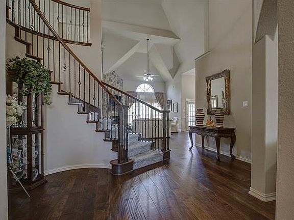 4th image of 4501 Sea Sparrow Ln