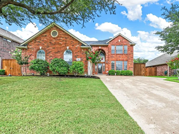 5905 Independence Ct, Rowlett, TX 75089