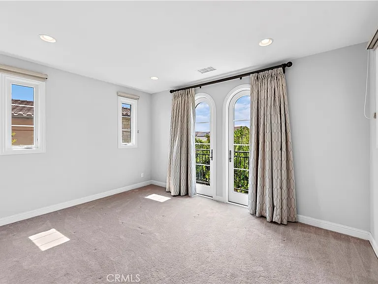 102 Orchid Ter — Photo 18
