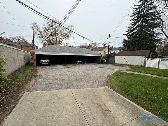 5th image of 2644 Kenwood Blvd