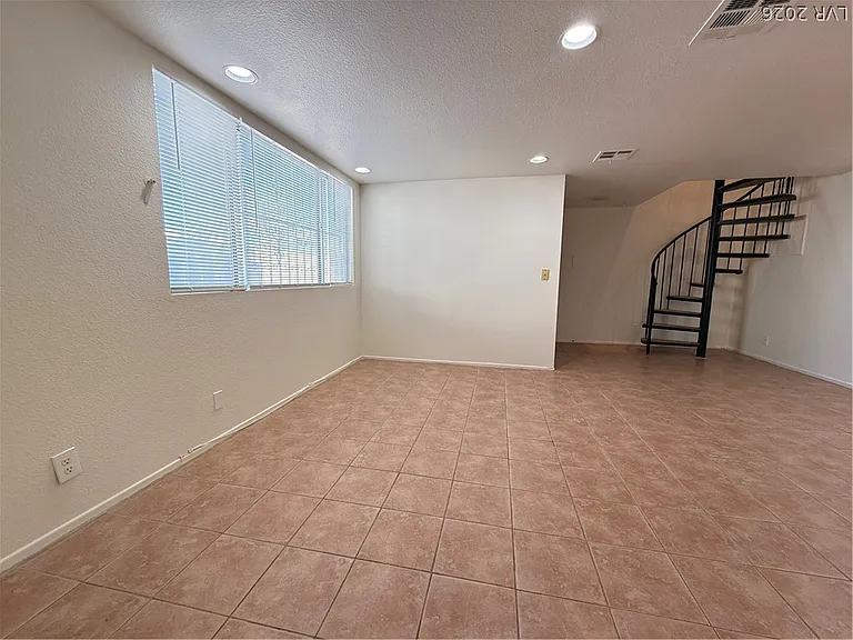 7227 Limestone Rd — Photo 11