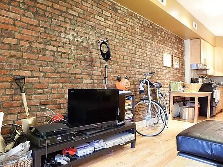 673 Classon Ave #4R — Photo 4