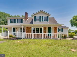1216 Farmview Rd, Pasadena, MD 21122