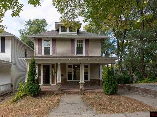 143 James Ave, Mankato, MN 56001