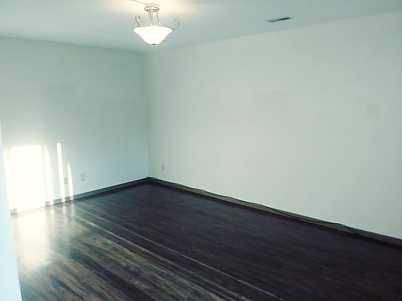 3rd image of 6462 White Cap Ln APT A