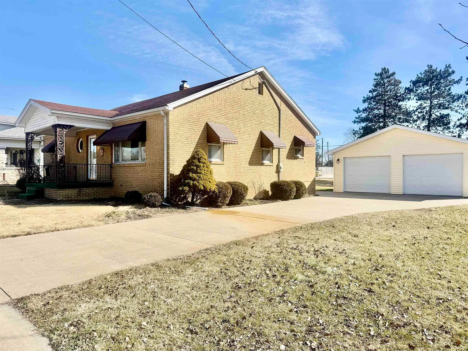2104 Park Ave photo 1