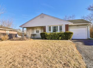 21 Columbine Cir, Toms River, NJ