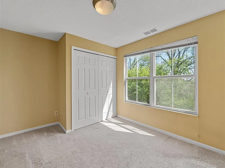 101 Fieldcrest St — Photo 20