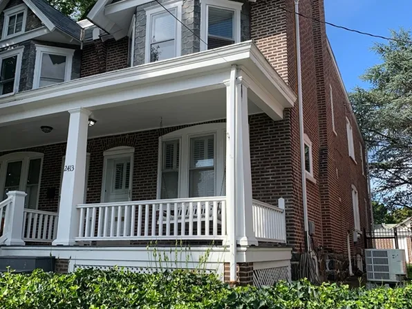 2413 W 16th St, Wilmington, DE 19806