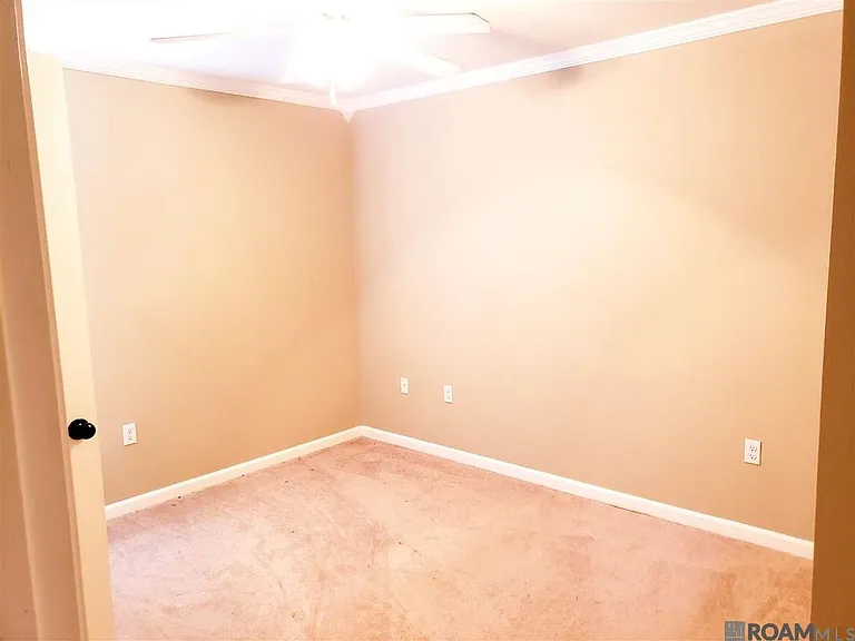 14364 Summerset Dr — Photo 11