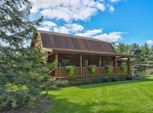 11625 Dice Rd, Freeland, MI 48623