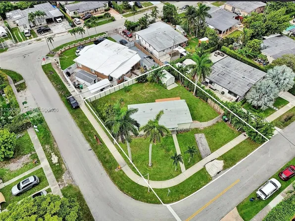 11250 SW 46th St, Miami, FL 33165