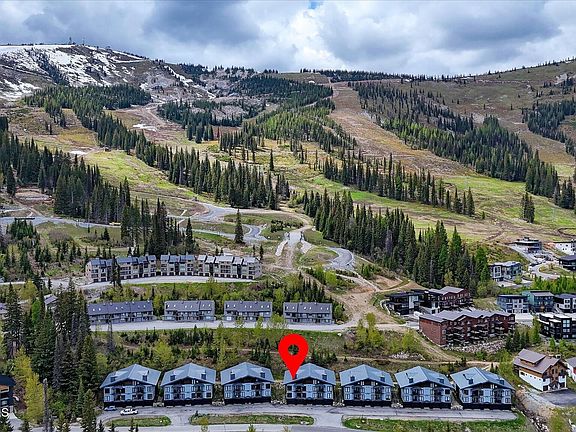3rd image of 155 Crystal Springs Rd #401