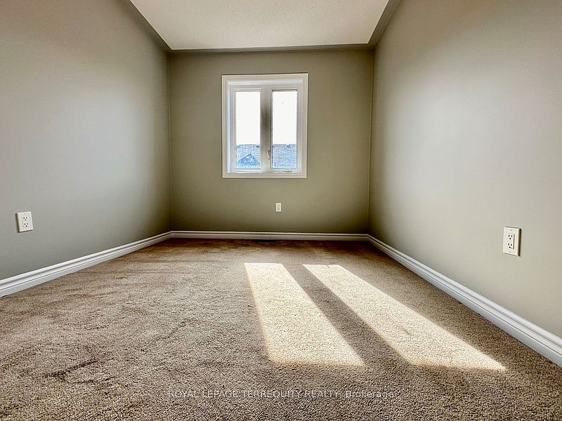 Brampton Townhouse for rent - 4 Bedrooms — photo 11