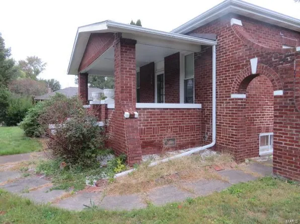 1426 N State St, Litchfield, IL 62056