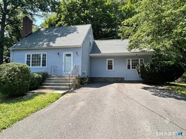 3 Dorman Road, Oxford, CT 06478