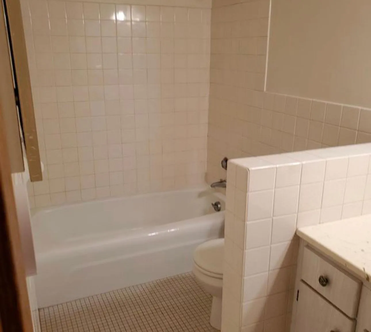 2 bed, 1.5 bath, 1050 sqft, $1,700 — Photo 1