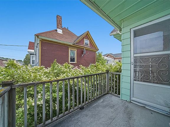 3rd image of 503 Wilkinson St #2