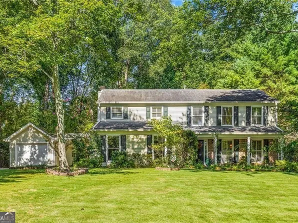 4268 Millhouse Ln, Peachtree Corners, GA 30092