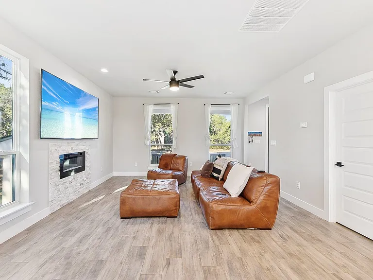 25 Woodacre Dr — Photo 5