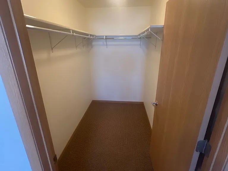731 Illinois Ave NW — Photo 5