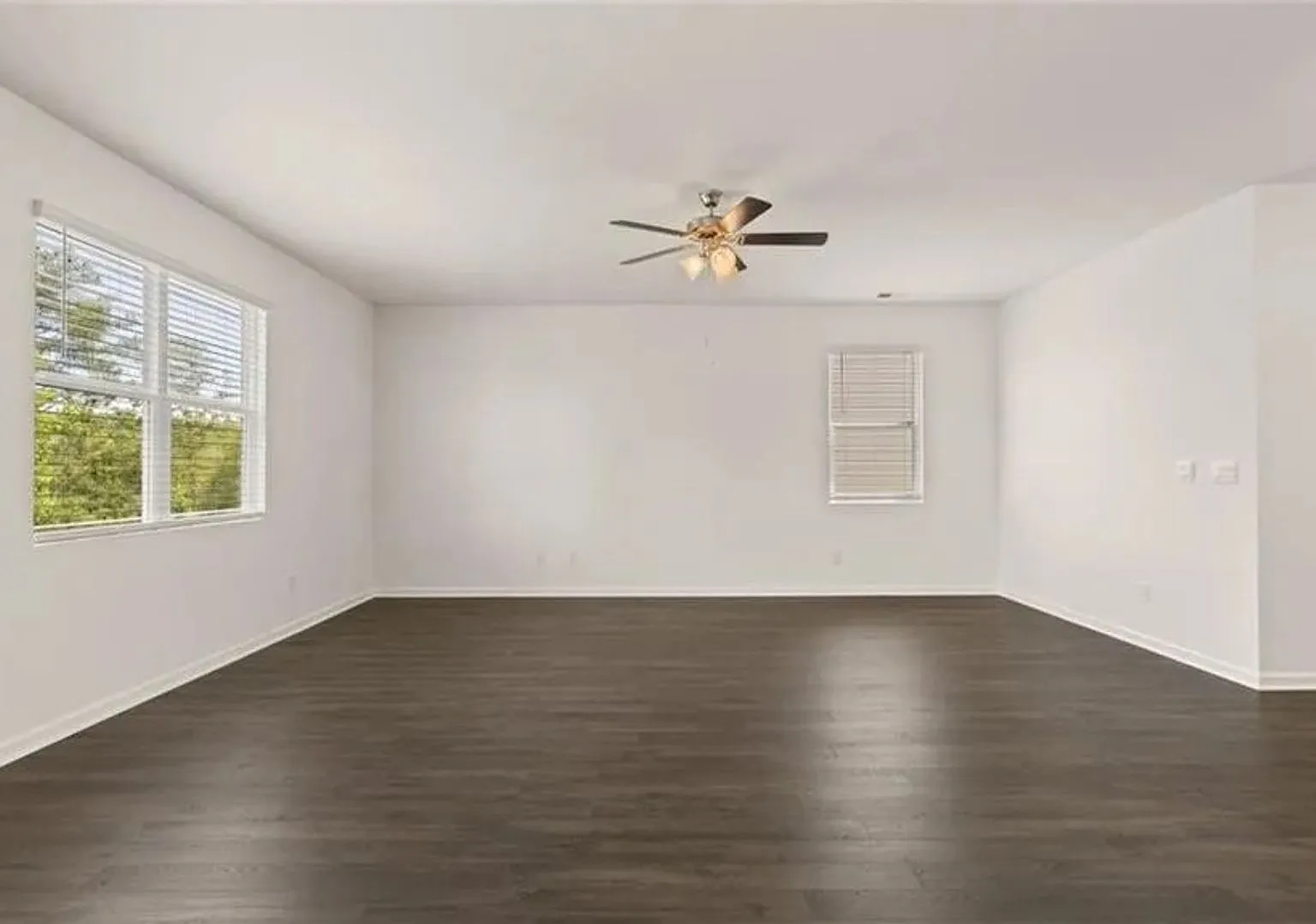 Room in 4 Bedroom Home in Locust Grove — Photo 3
