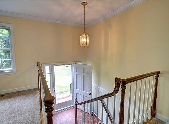5th image of 6485 Lark Way
