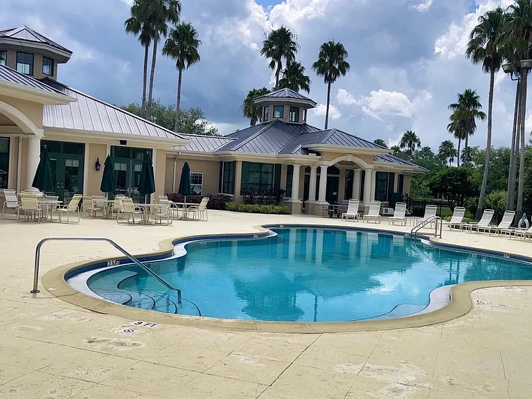 18012 Arbor Crest Dr — Photo 42