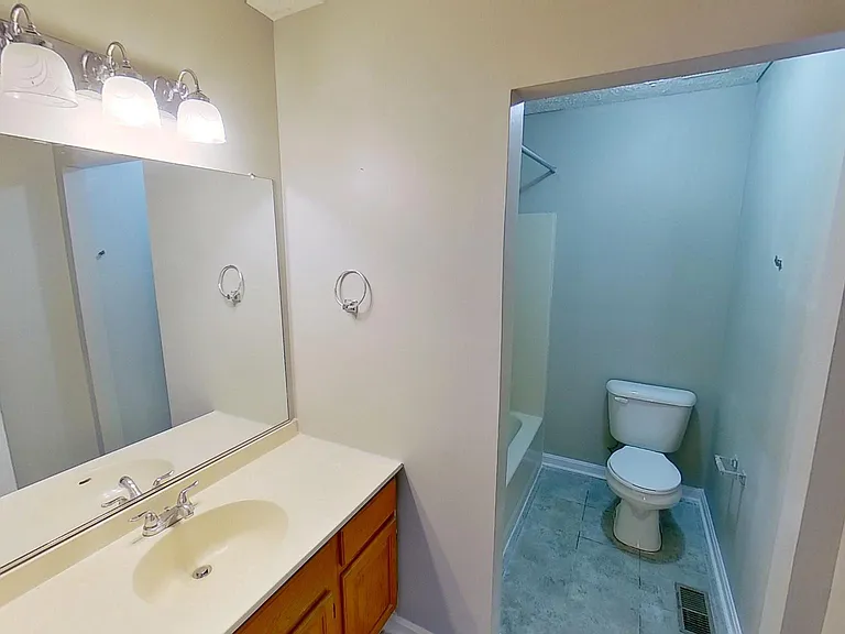 5911 Herring Ct — Photo 40