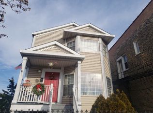 1728 W Cermak Rd, Chicago, IL 60608