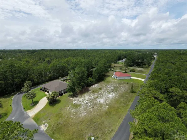 1785 E Smugglers Cove Dr, Gulf Breeze, FL 32563