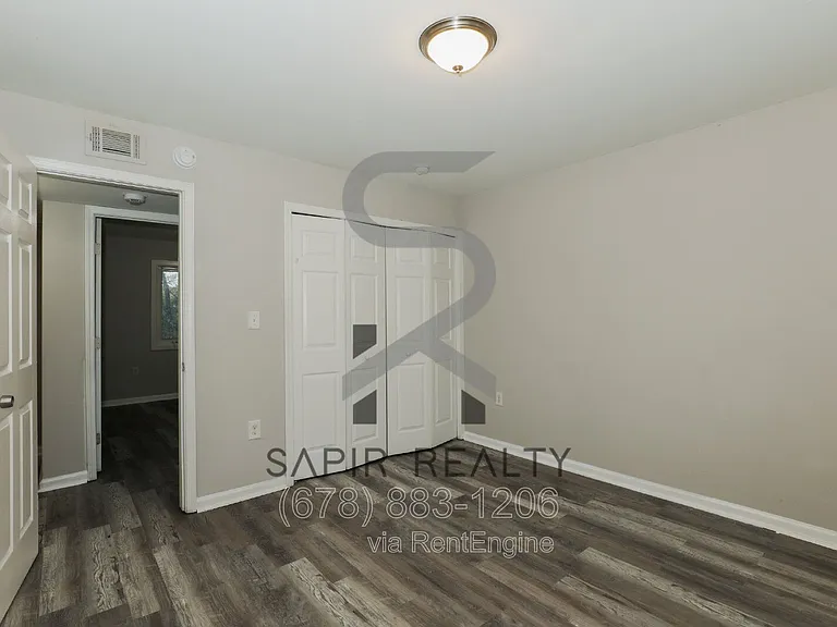 166 Anderson Ave NW #B12 — Photo 5