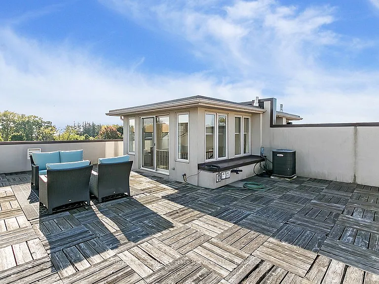 104 Wilson St — Photo 24